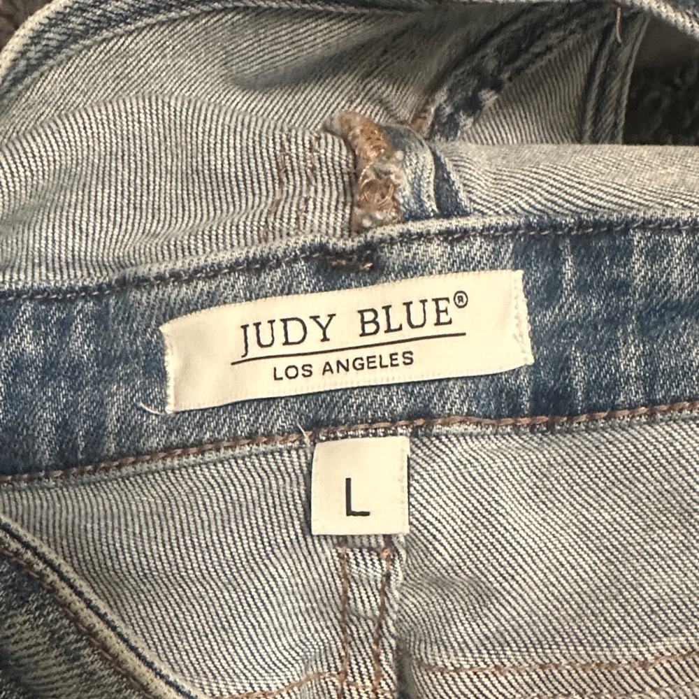 Judy Blue Denim Overall Shorts - Picture 3 of 3
